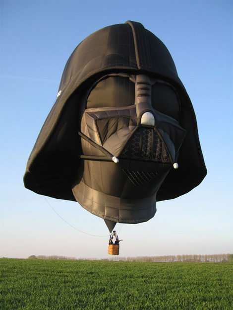 the-darth-vader-hot-air-balloon.jpg